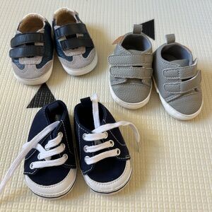 Little baby shoe sneakers bundle